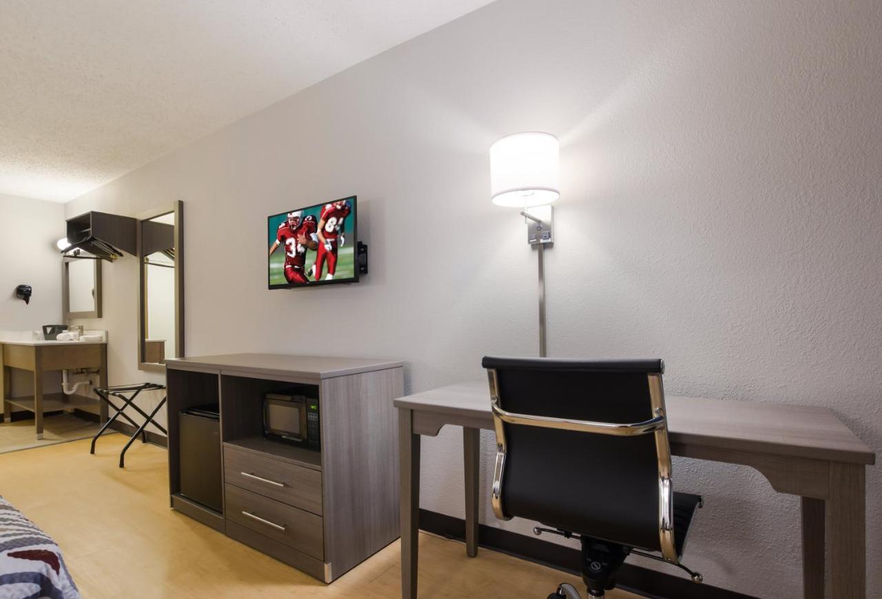 Red Roof Inn Лоренсбург Екстер'єр фото