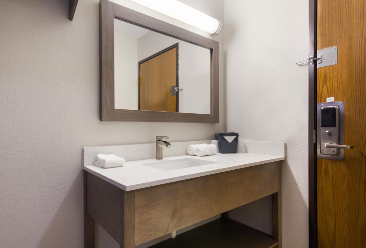Red Roof Inn Лоренсбург Екстер'єр фото